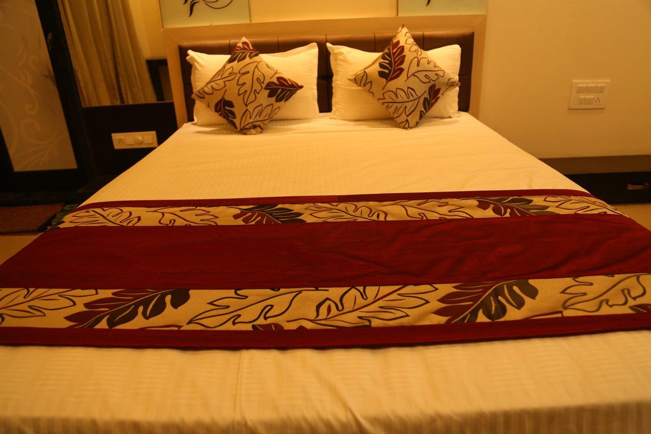 Hotel Shrinath อาบูโรด ภายนอก รูปภาพ